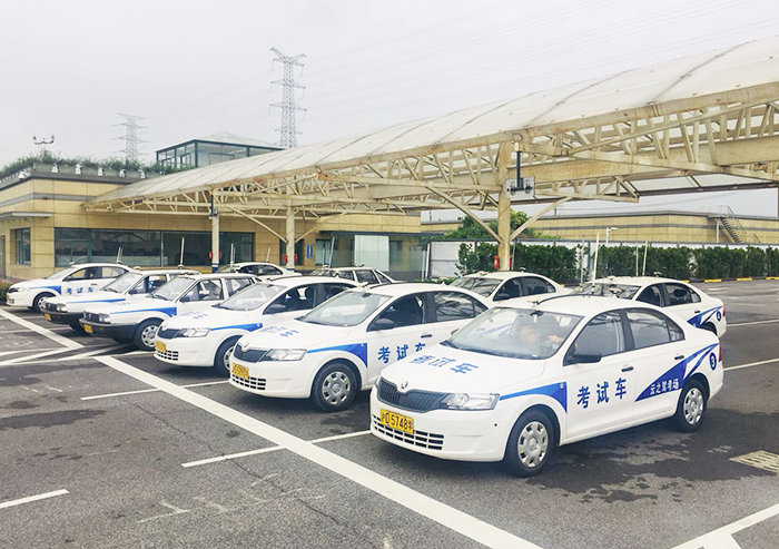上海荣安驾校-荣安驾校训练场-报名费用